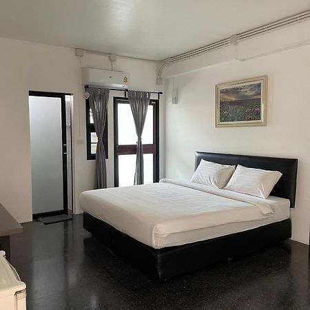 Inn My Place Pak Chong Exterior foto